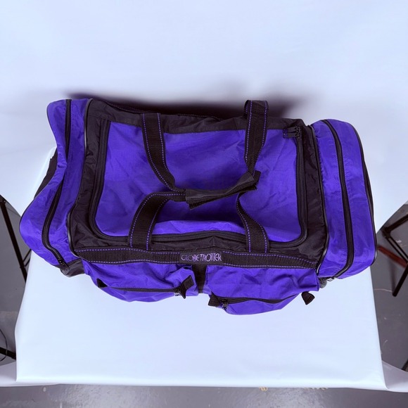 Globetrotter SISIP RARM Duffel Bag Purple 22x12x13 Travel Gym Weekender - Picture 2 of 8